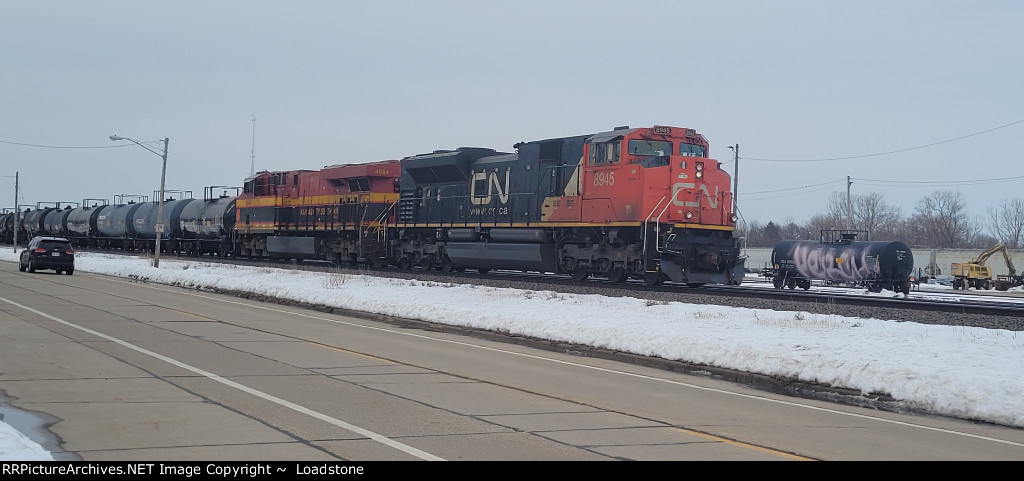 CN 8945 KCSM 4884